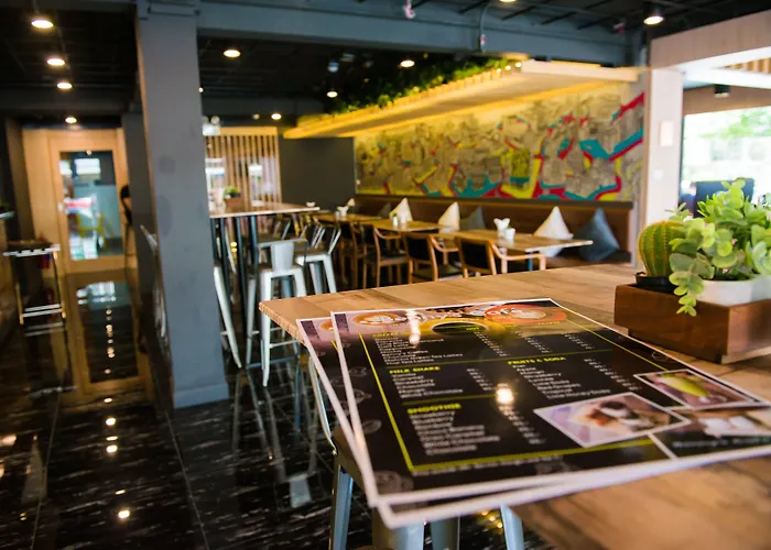 Gn Luxury Hostel Bangkok